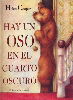 Hay Un Oso En El Cuarto Oscuro